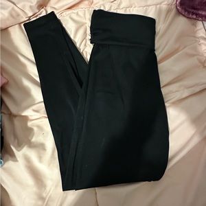 VS leggings — size medium/6